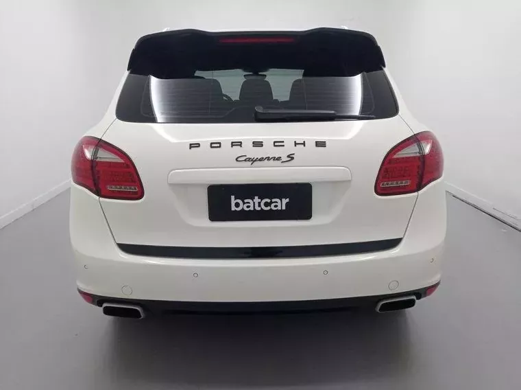 Porsche Cayenne Branco 17