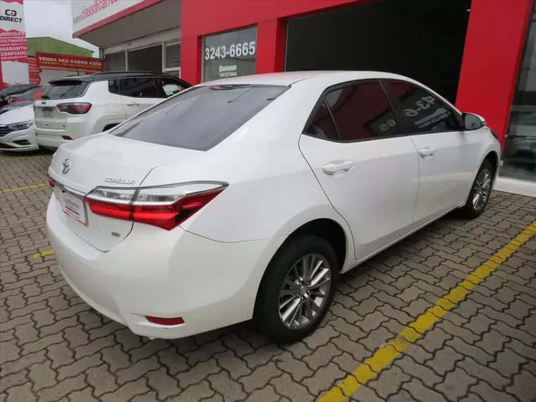 Toyota Corolla Branco 12