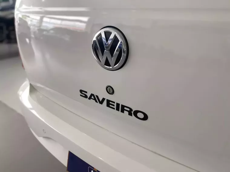 Volkswagen Saveiro Branco 3