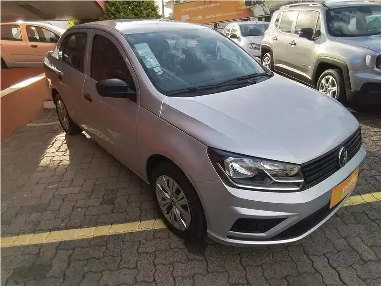 Volkswagen Voyage Prata 3