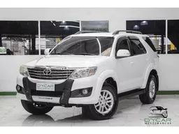 Toyota Hilux SW4
