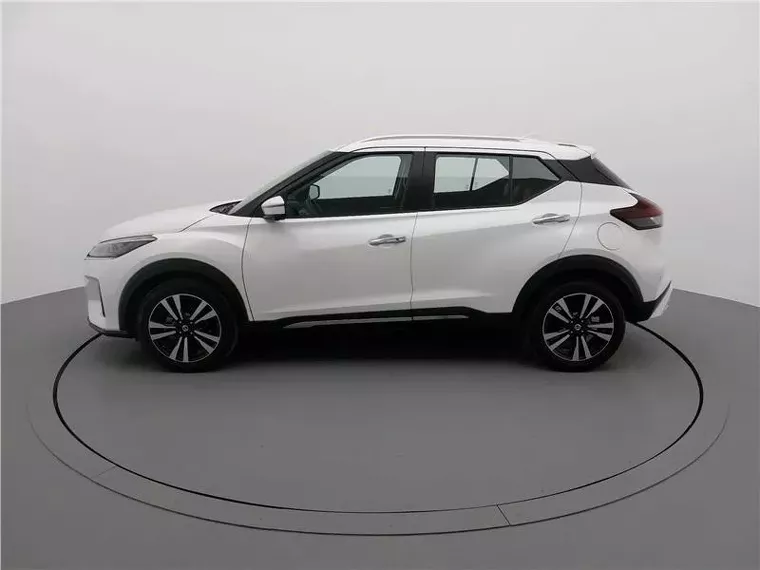 Nissan Kicks Branco 18