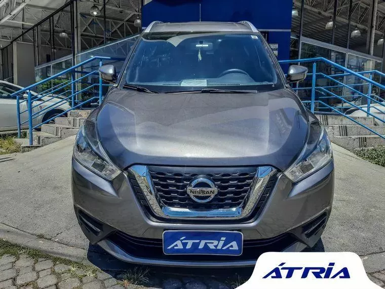 Nissan Kicks Cinza 1