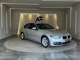 BMW 320i