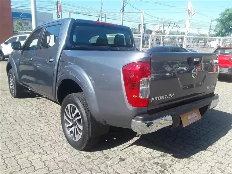 Nissan Frontier Cinza 5