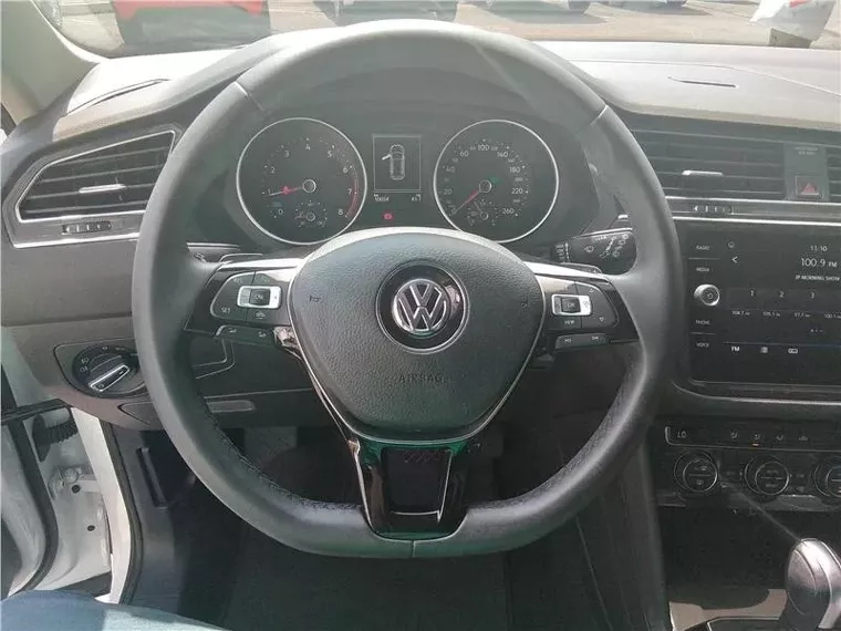 Volkswagen Tiguan Branco 3