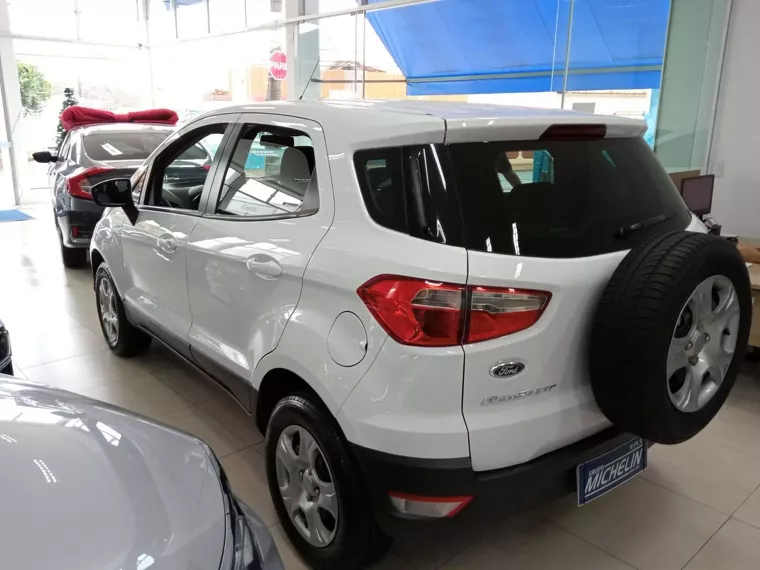 Ford Ecosport Branco 3