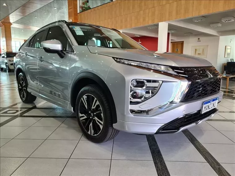 Mitsubishi Eclipse Cross Prata 6