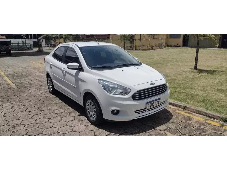 Ford KA + Branco 19