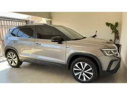Volkswagen Taos
