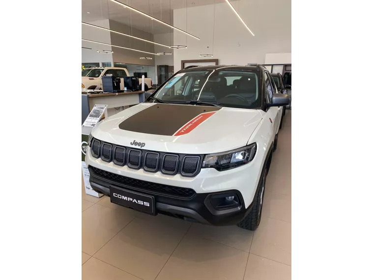 Jeep Compass Branco 7