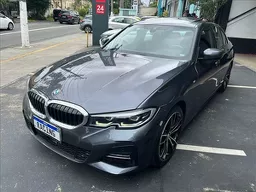 BMW 320i
