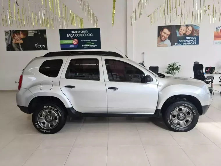 Renault Duster Prata 9