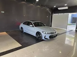 BMW 320i