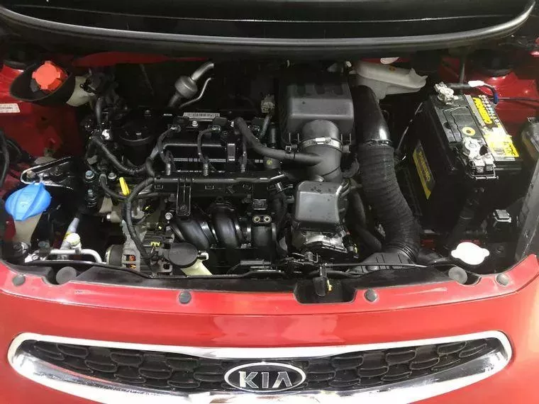 KIA Picanto Vermelho 10