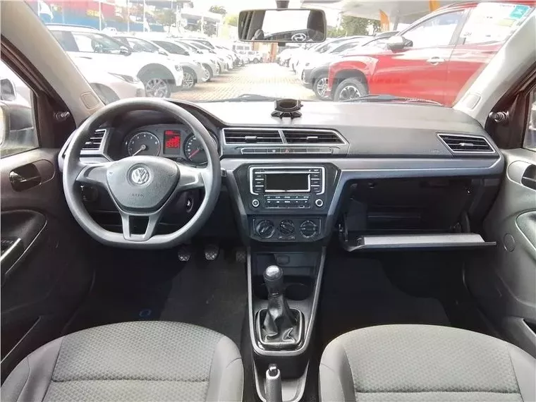 Volkswagen Voyage Branco 6