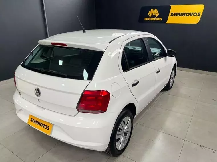 Volkswagen Gol Branco 2