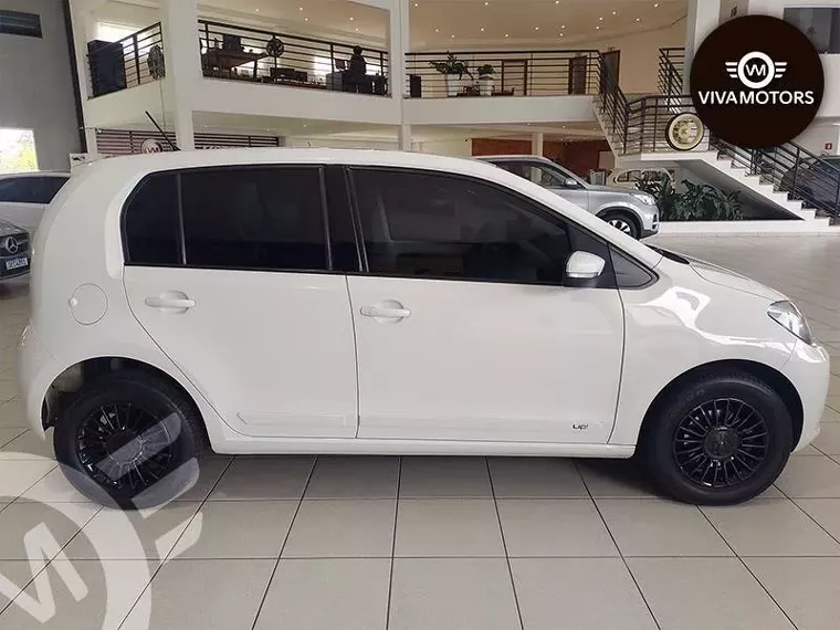 Volkswagen UP Branco 2