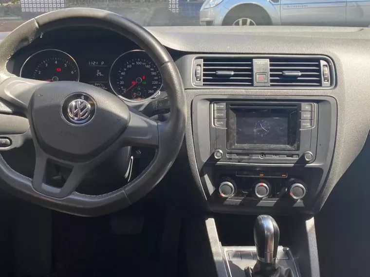 Volkswagen Jetta Branco 3