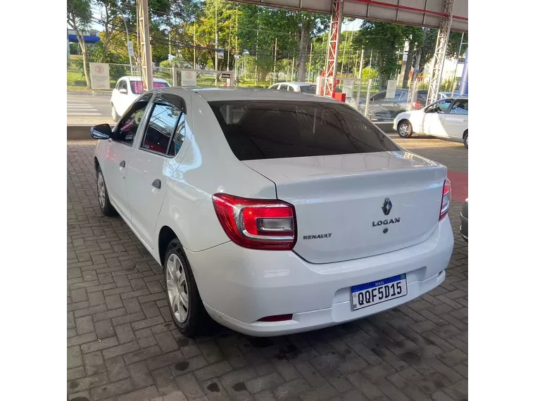 Renault Logan Branco 4