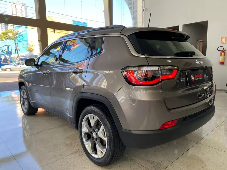 Jeep Compass Cinza 13