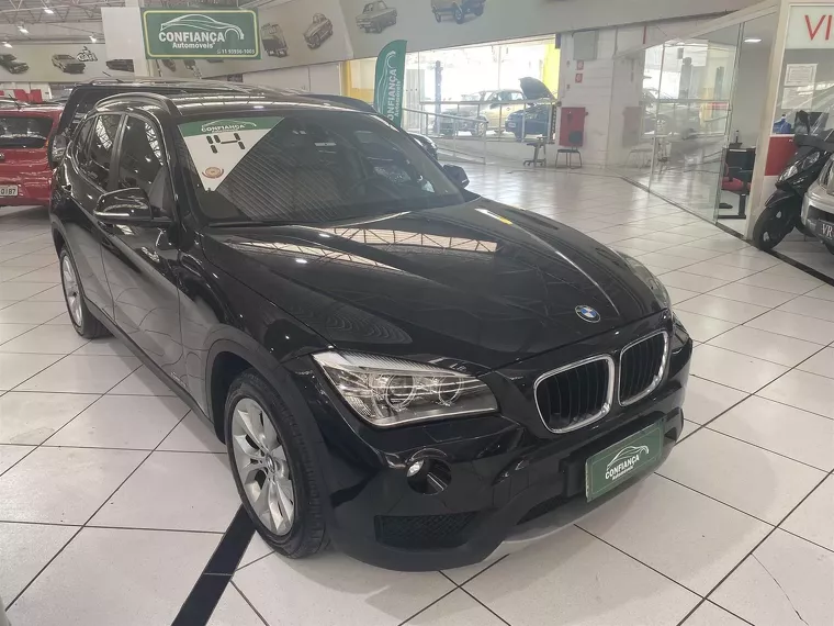 BMW X1 Preto 1