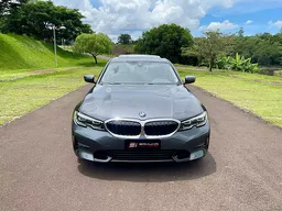 BMW 320i