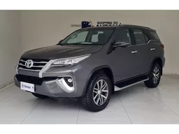 Toyota Hilux SW4