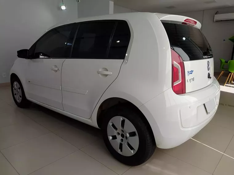 Volkswagen UP Branco 5