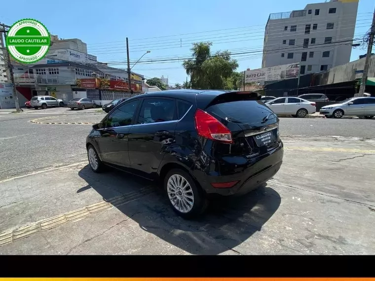 Ford Fiesta Preto 9