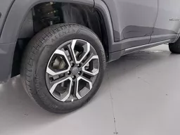 Jeep Commander