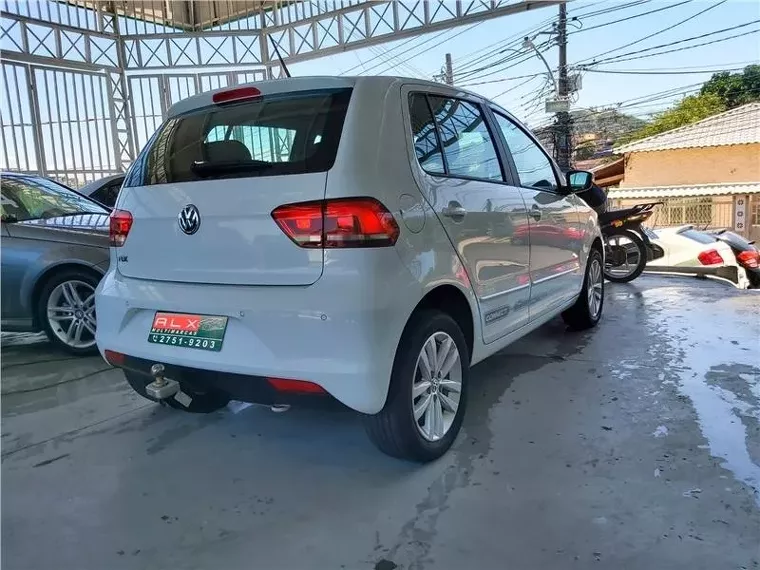 Volkswagen Fox Branco 12