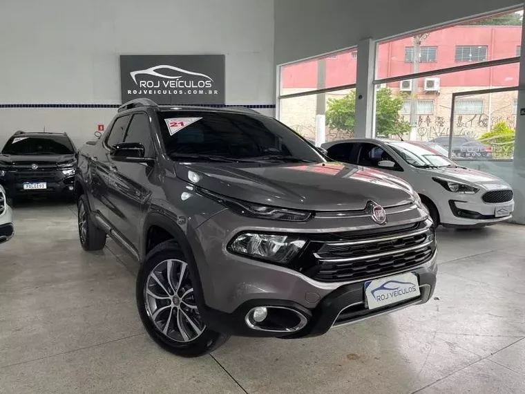 Fiat Toro Cinza 6