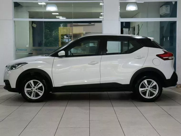 Nissan Kicks Branco 4