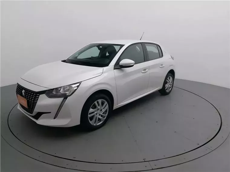 Peugeot 208 Branco 8