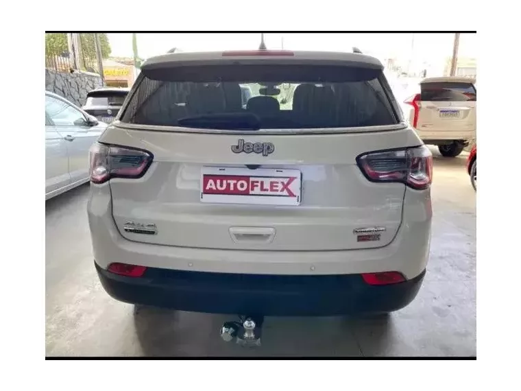 Jeep Compass Branco 4