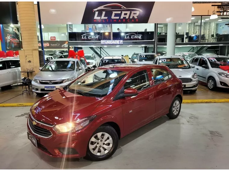 Chevrolet Onix Vermelho 1