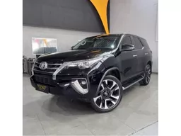 Toyota Hilux SW4