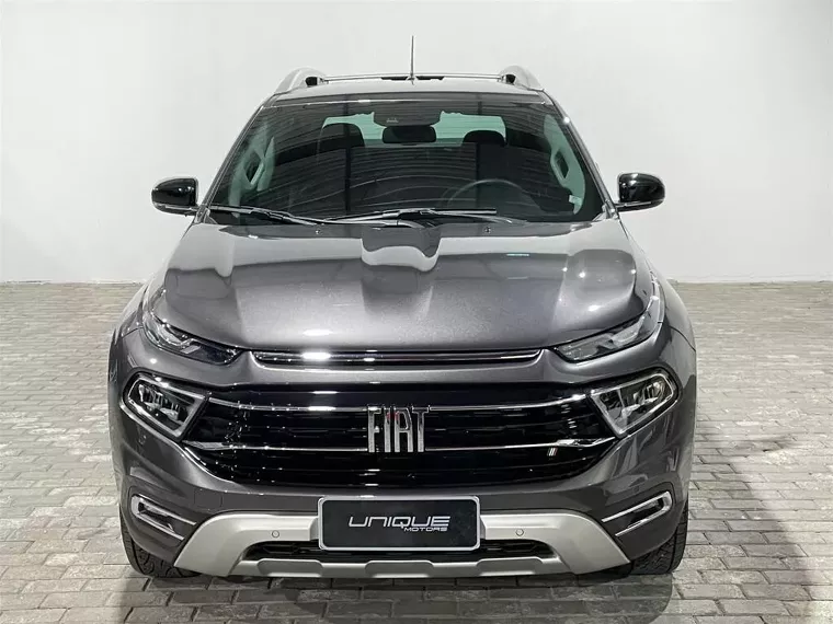 Fiat Toro Cinza 13