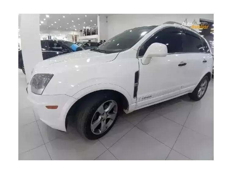 Chevrolet Captiva Branco 2