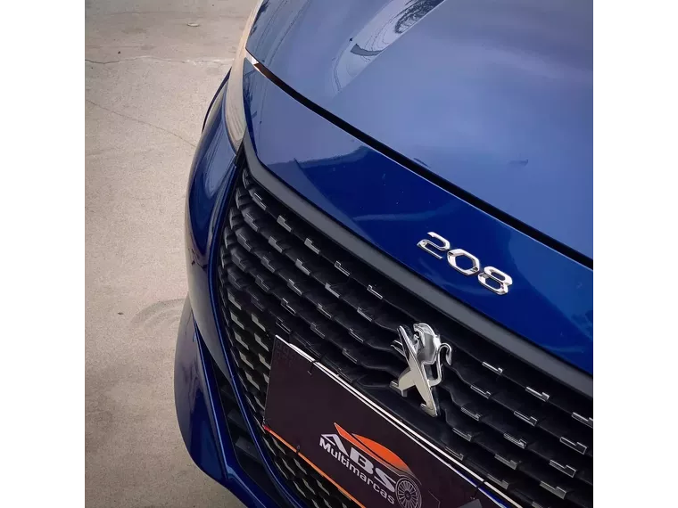 Peugeot 208 Azul 10