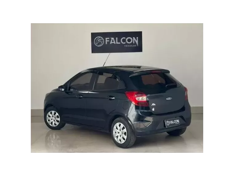 Ford KA Preto 4