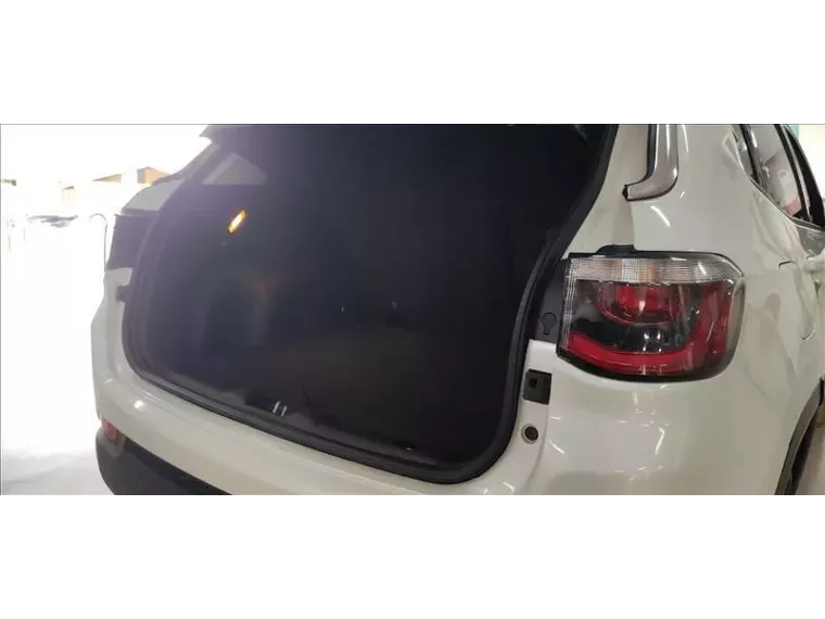 Jeep Compass Branco 13