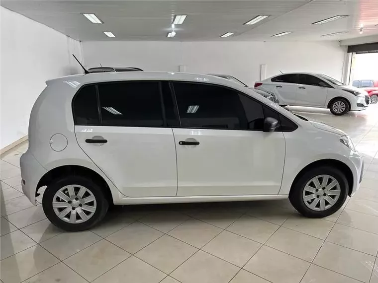 Volkswagen UP Branco 15