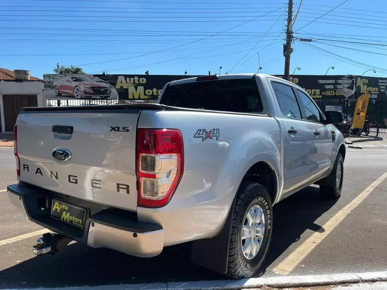 Ford Ranger Prata 10