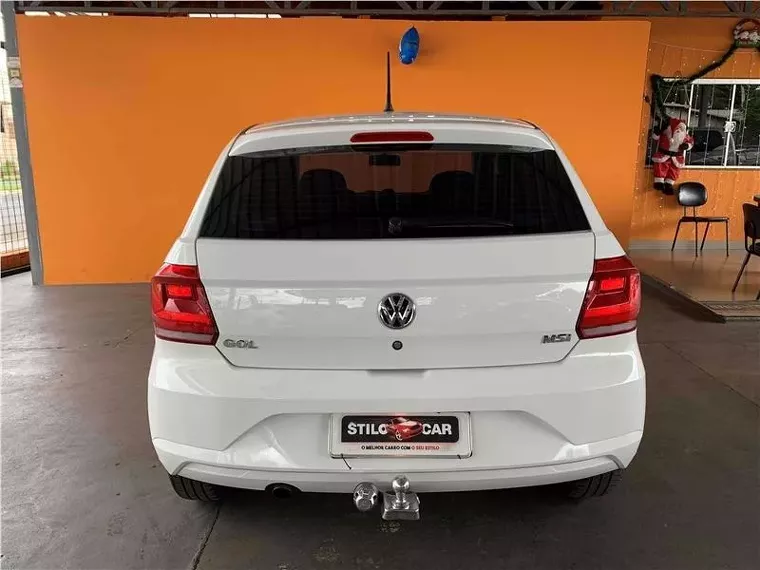 Volkswagen Gol Branco 7