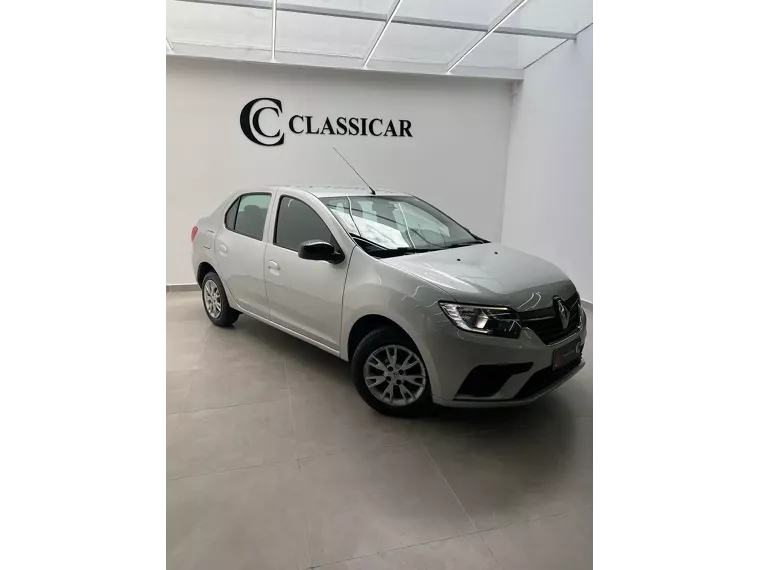 Renault Logan Prata 10