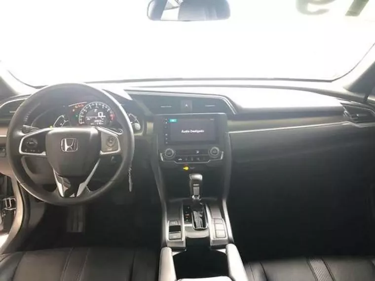 Honda Civic Prata 10