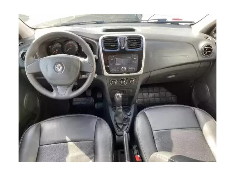 Renault Sandero Prata 3