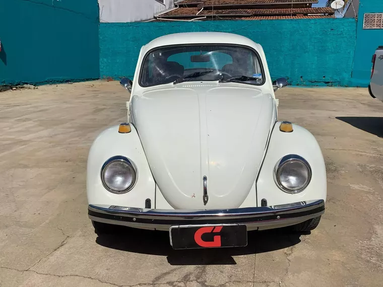 Volkswagen Fusca Branco 3